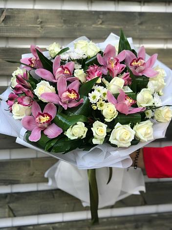 Букет цветов из: Розы и Хризантемы в Чернышевске