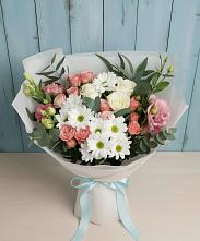 Букет цветов из:  Розы, Лизиантусы и Хризантемы в Чернышевске