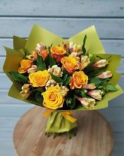 Букет цветов из:  Альстромерии и Розы в Чернышевске