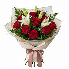 Букет цветов из:  Лилии и Розы в Чернышевске