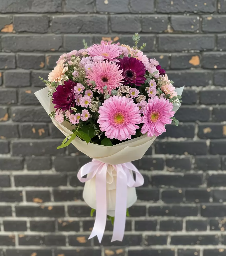 Букет цветов из: Герберы и Хризантемы в Чернышевске