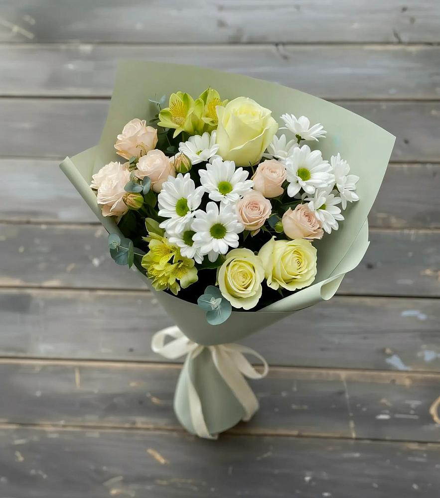 Букет цветов из: Альстромерии, Розы и Хризантемы в Чернышевске