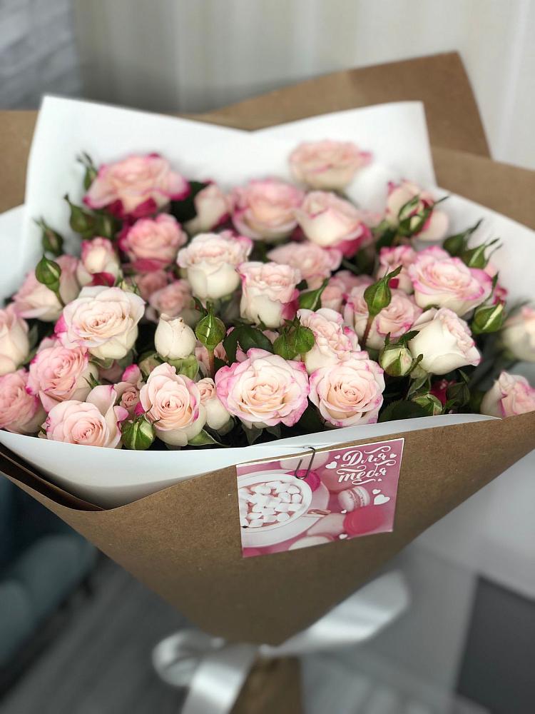 Букет цветов из: Розы в Чернышевске