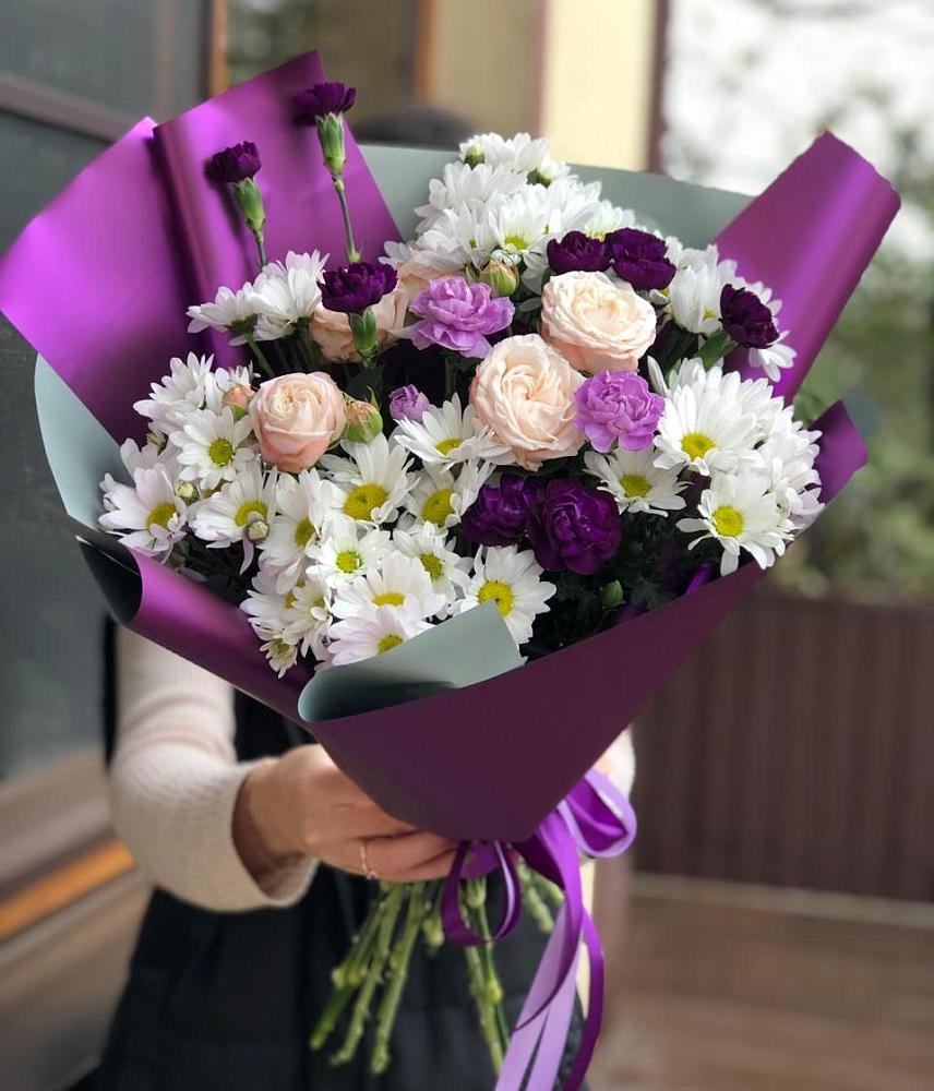 Букет цветов из: Хризантемы, Гвоздики и Розы в Чернышевске