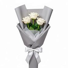 Букет 3 белые розы в Чернышевске
