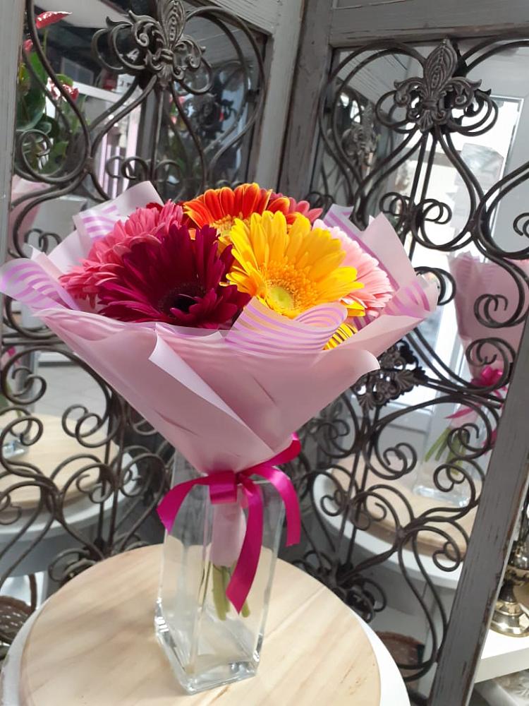 Букет цветов из: Герберы в Чернышевске