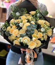 Букет цветов из:  Розы и Лизиантусы #REPLACE_PRED# Чернышевске