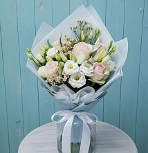 Букет цветов из:  Розы и Лизиантусы #REPLACE_PRED# Чернышевске