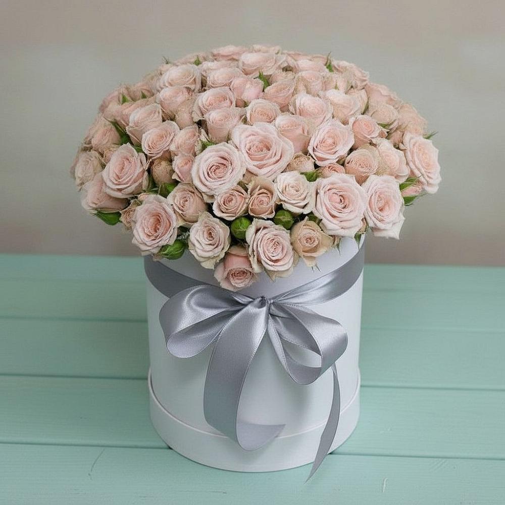 Цветочная композиция из Розы в шляпной коробке в Чернышевске